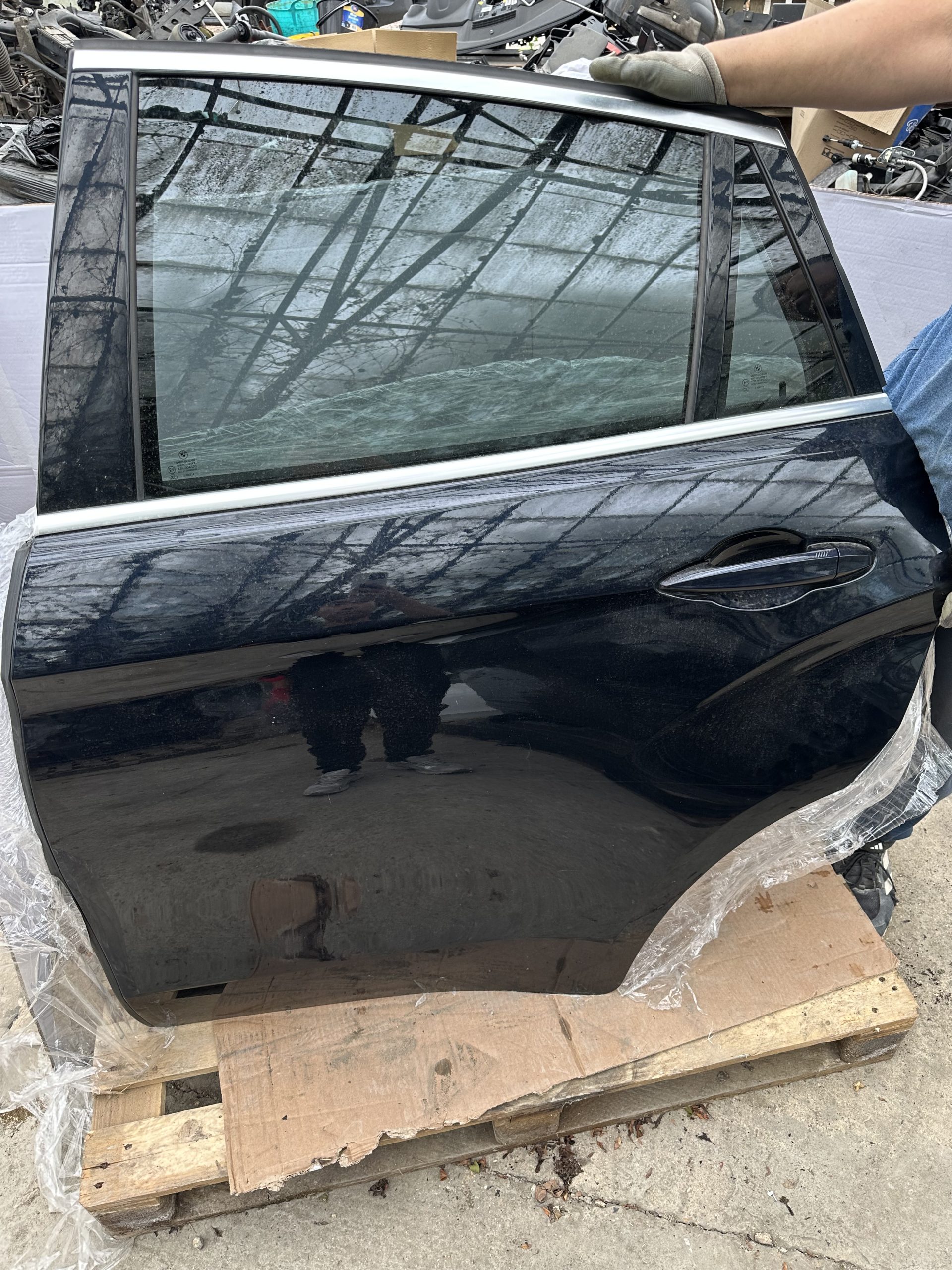 BMW X6 F16 2016 LEFT REAR DOOR PASSENGER SIDE 4 DOOR COUPE BLACK