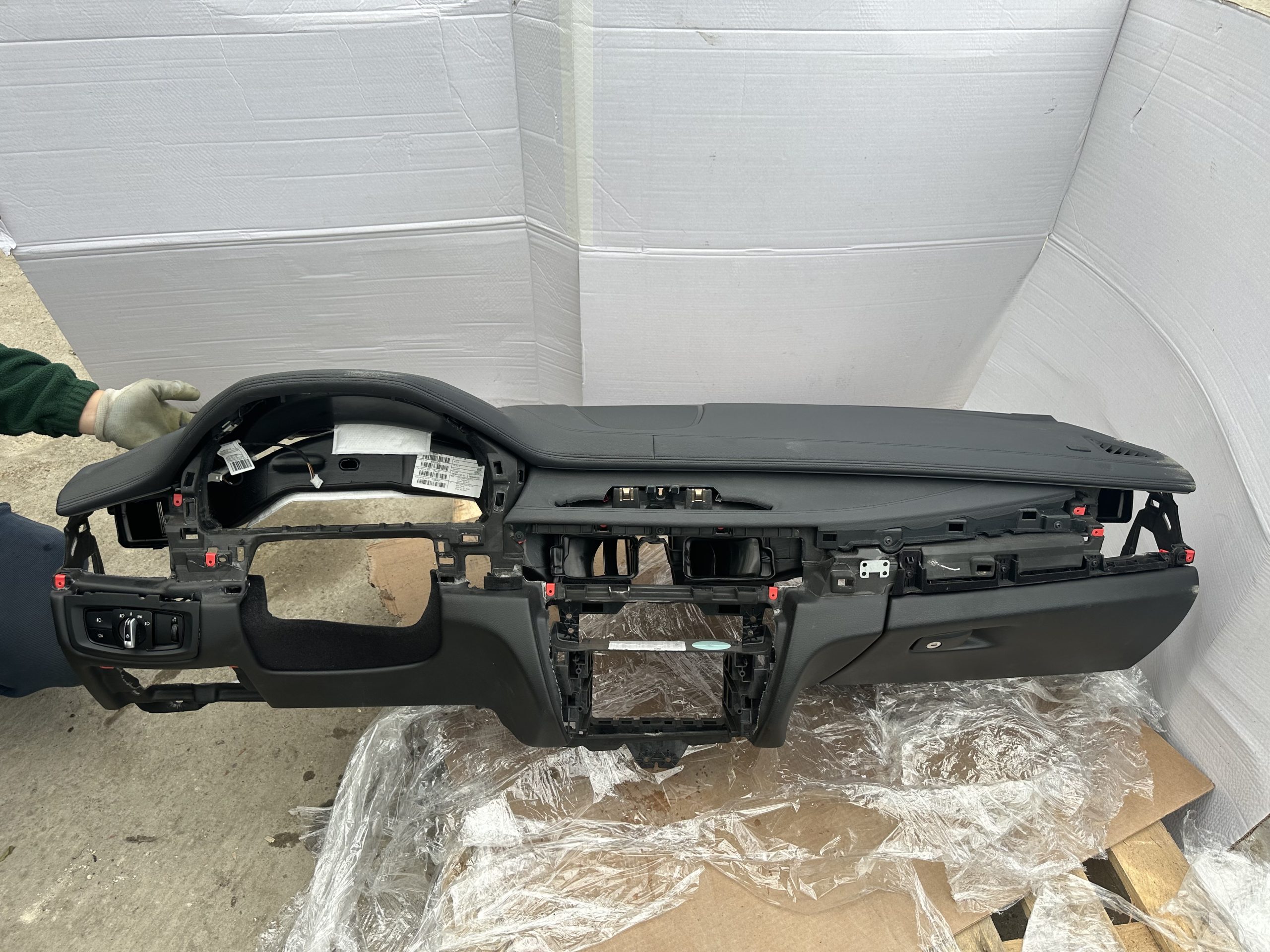 BMW X5 X6 COMPLETE DASHBOARD PANEL WITH AIRBAG HUD F85 F86 F15 F16