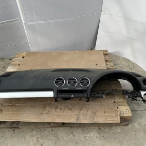 AUDI A4 CONVERTIBLE 8H DASHBOARD 2009 RIGHT HAND DRIVE