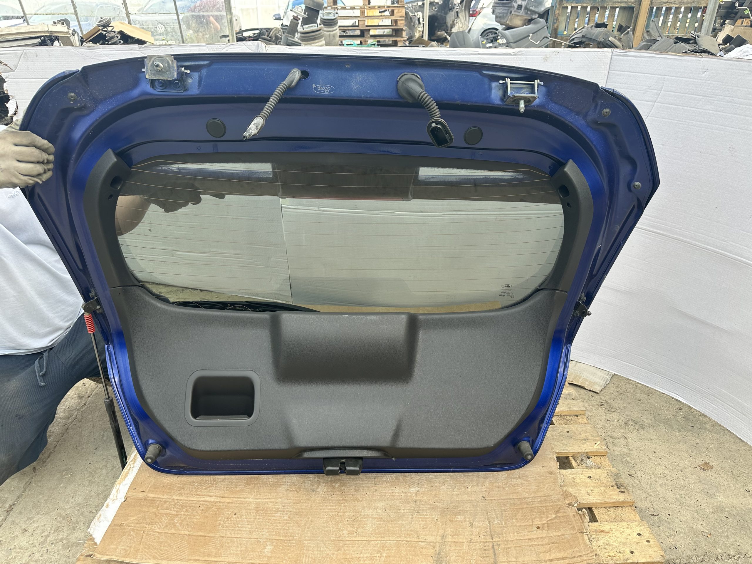 FORD FIESTA MK7 BOOT LID TAILGATE IN MET/BLUE 2013-2017 - Image 2